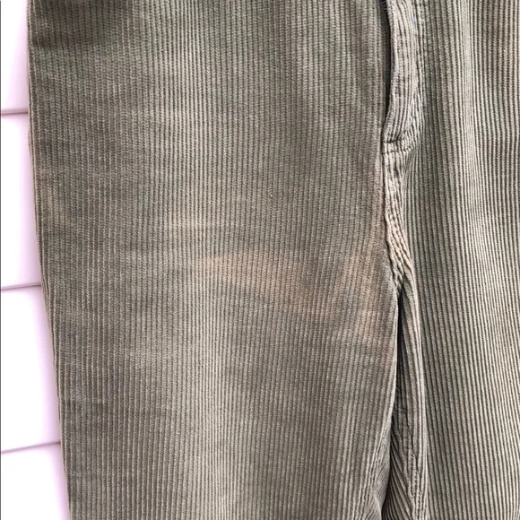 Urban Outfitters Mom High-Rise Corduroy Pants - Picture 8 of 16